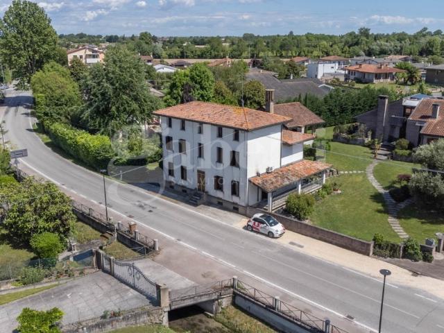 Villa Indipendente in vendita a Sesto Al Reghena, Friuli-Venezia Giulia