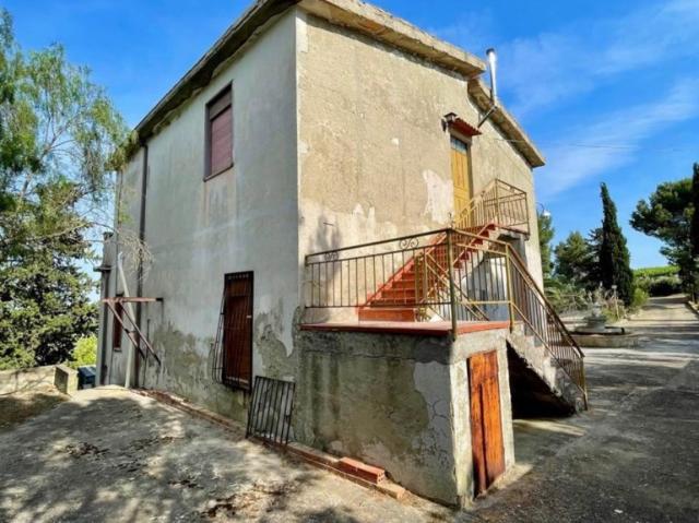 Villa Indipendente in vendita a Serradifalco, Sicilia