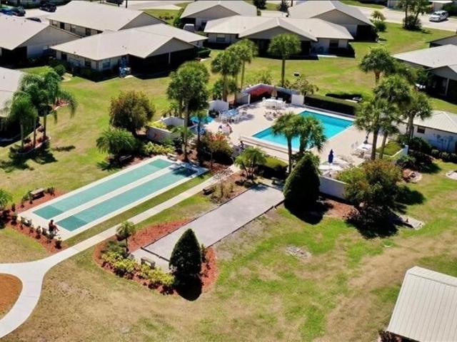 Condo for sale in Sebring