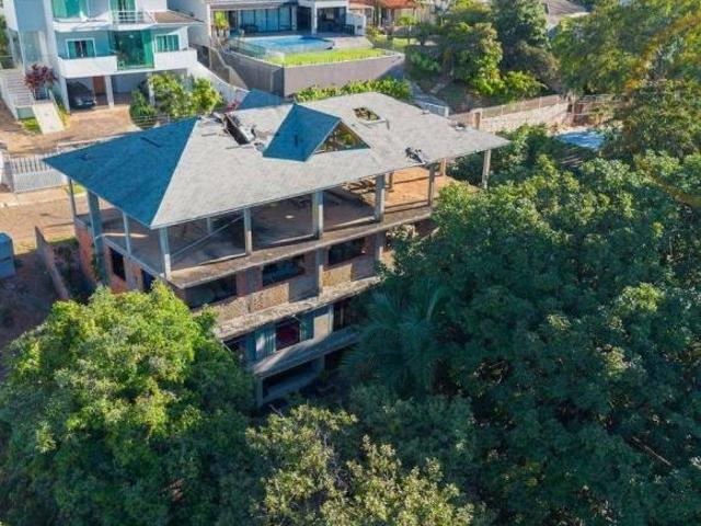 Casa venda em Região Geográfica Imediata do Distrito Federal, Região Integrada de Desenvolvimento do Distrito Federal e Entorno