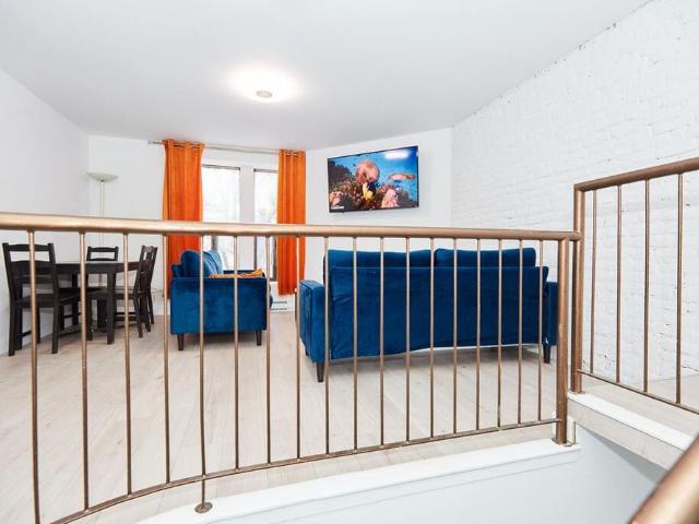 Apartment for rent in Quartier Chinois, Montréal
