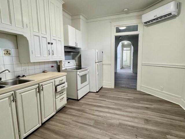 Apartment for rent in St. Leonard's, Quebec