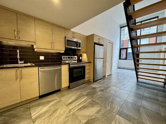 Apartment for rent in Ville-Marie, Montréal