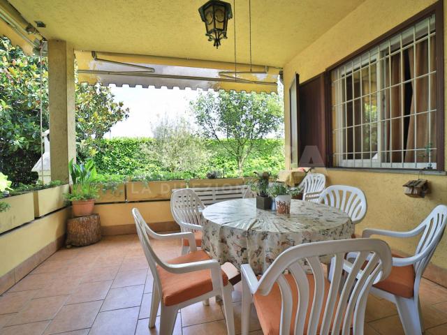 Villa Indipendente in vendita a Busnago, Lombardia