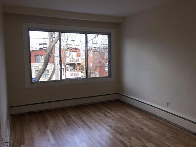 Apartment for rent in St. Leonard's, Quebec