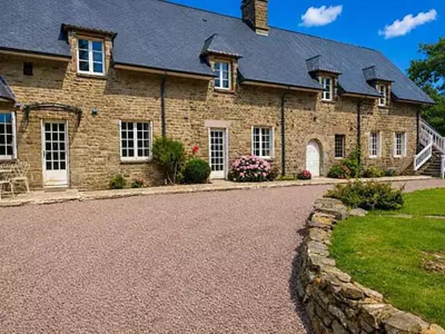 Maison vente à Le Haut Jardin, Villebaudon