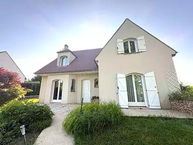 Maison vente à Fontainebleau, Villebéon