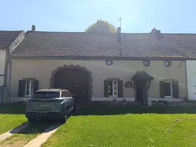 Maison vente à Sens, Villechétive