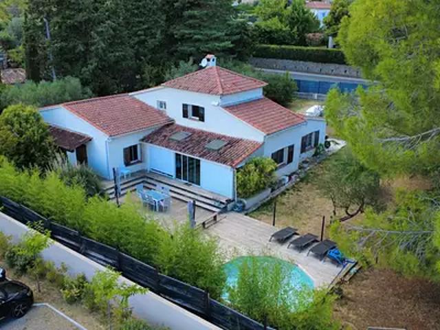 Maison vente à Brignoles, Villecroze