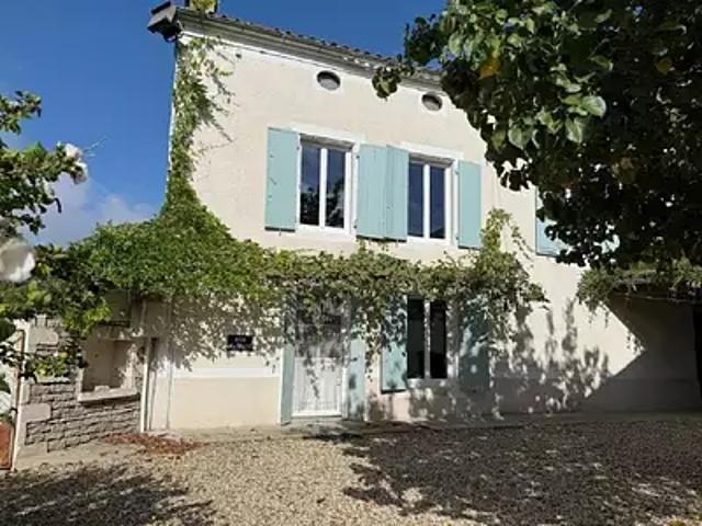 Maison vente à Confolens, Villefagnan