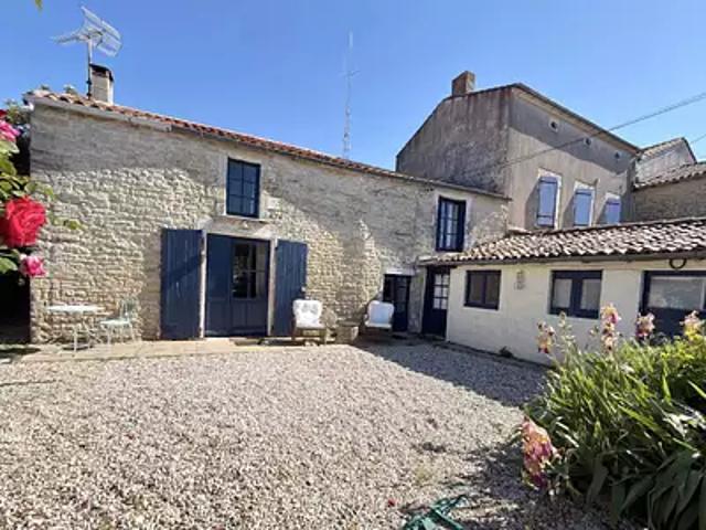 Maison vente à Confolens, Villefagnan