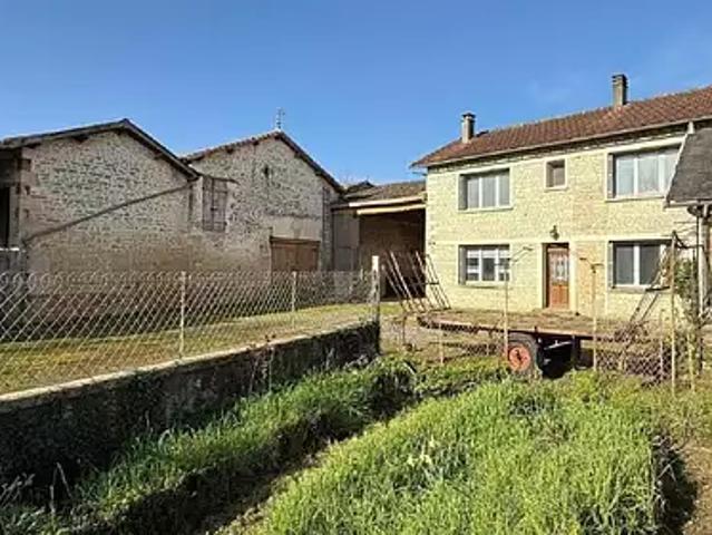 Maison vente à Confolens, Villefagnan