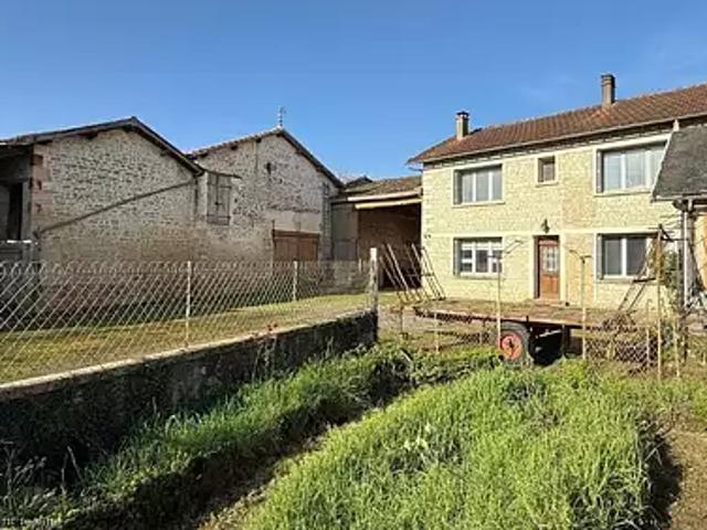 Maison vente à Confolens, Villefagnan