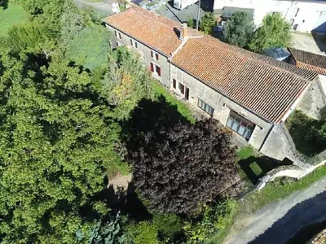 Maison vente à Confolens, Villefagnan