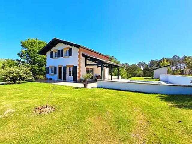 Maison vente à Villefranque, La Place
