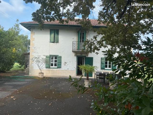 Maison vente à Tarbes, Occitanie