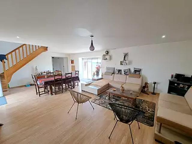 Maison vente à Sens, Villeneuve-la-guyard