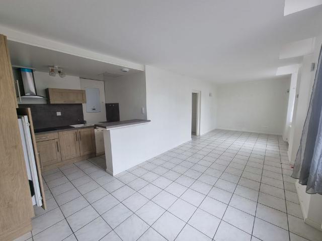 Maison location à Sens, Villeneuve-la-guyard
