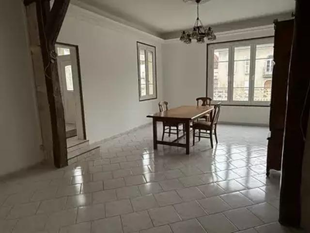Maison vente à Sens, Villeneuve-l'archevêque