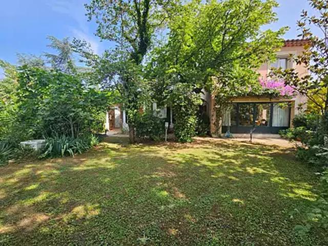 Maison vente à Nîmes, Villeneuve-lès-avignon