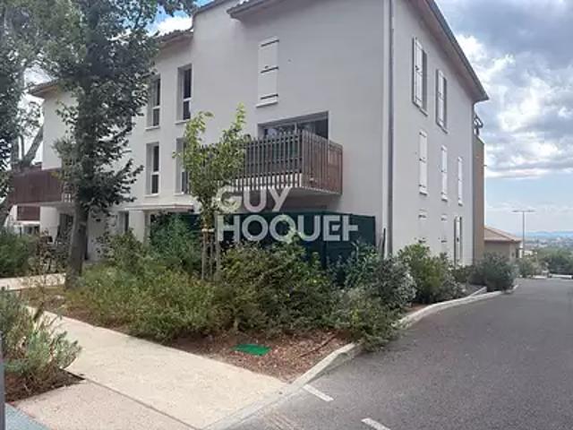 Appartement location à Nîmes, Villeneuve-lès-avignon