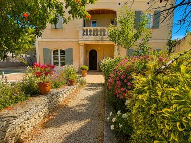 Maison vente à Villeneuve Centre, Villeneuve-lès-Avignon