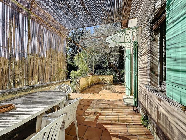 Maison vente à Villeneuve-lès-Avignon, Gard
