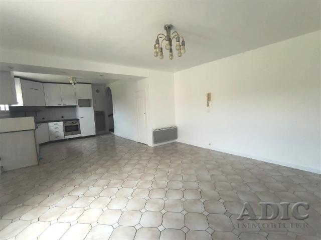 Maison location à Meaux, Villeneuve-sous-dammartin