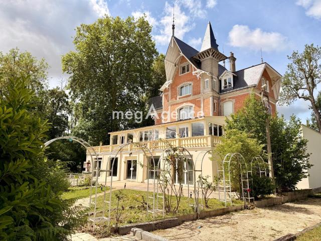 Château vente à Sens, Villeperrot