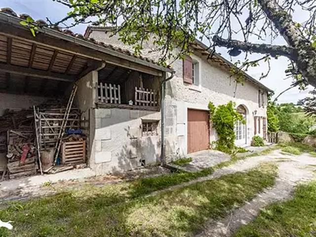 Maison vente à La Pouyade, Villetoureix