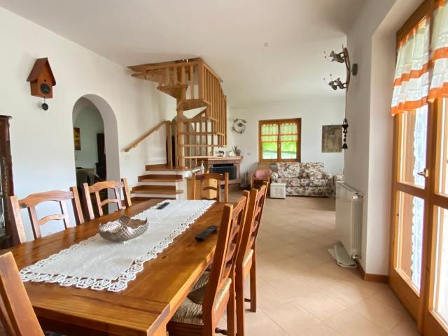 Villa Indipendente in vendita a Maddalena, Sassello
