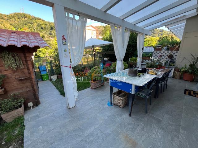 Villa Indipendente in vendita a San Carlo, Marina Di Massa