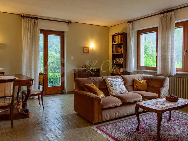 Villa Indipendente in vendita a La Salle, Aosta