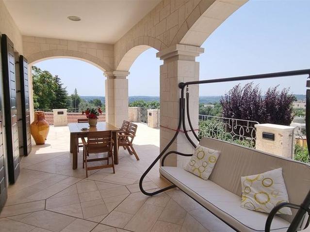 Villa Schiera in vendita a Puglia, Brindisi