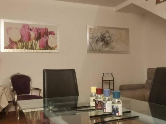 Villa Schiera in affitto a Palazzo Del Pero, Toscana