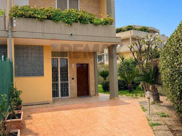 Villa Schiera in affitto a Municipio 1, Puglia