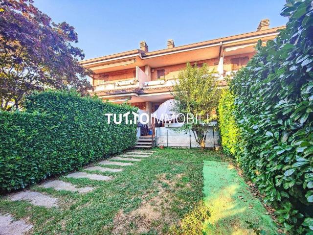 Villa Schiera in affitto a Brusaporto, Lombardia