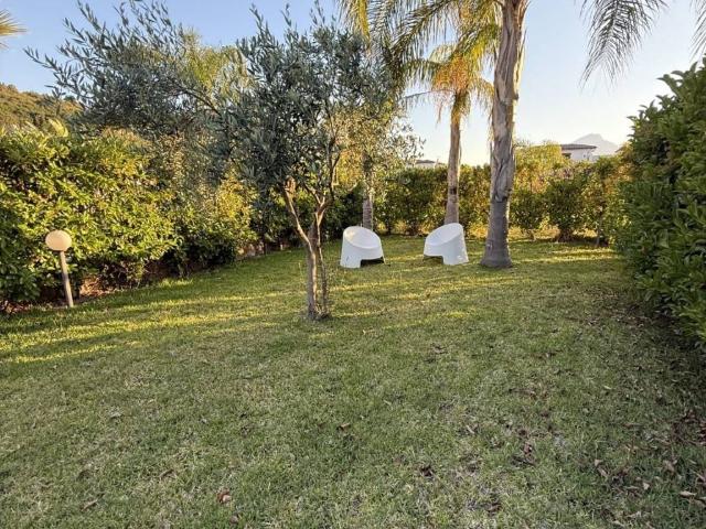 Villa Schiera in affitto a Campofelice Di Roccella, Sicilia