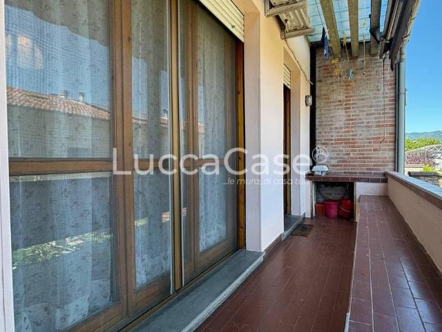 Villa Indipendente in affitto a Capannori, Toscana