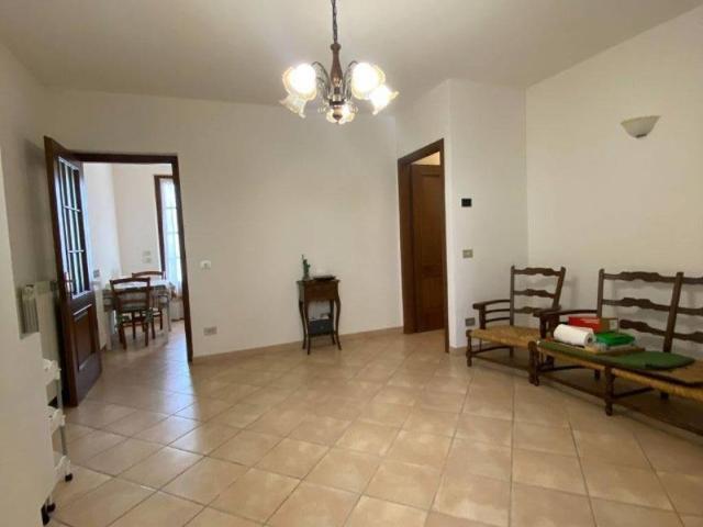 Villa Schiera in affitto a Massa Macinaia, Capannori