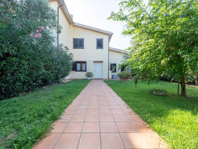 Villa Schiera in affitto a Torre Degli Ulivi settore A, Capoterra