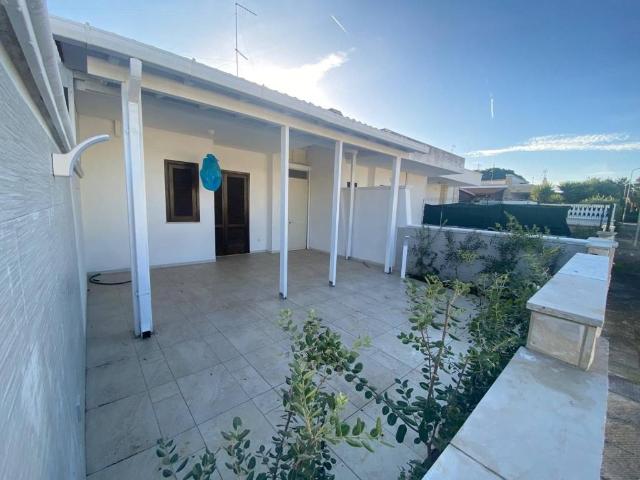 Villa Schiera in affitto a Puglia, Brindisi