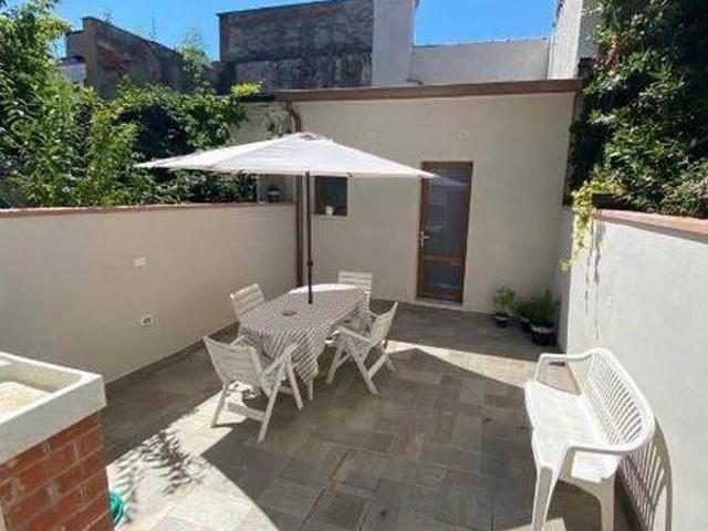 Villa Schiera in affitto a Marina di Carrara, Carrara