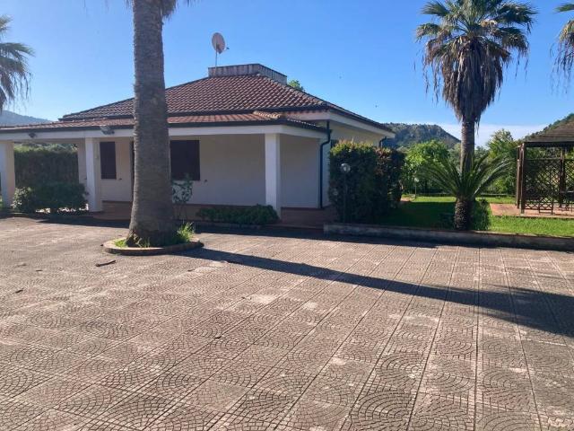 Villa Schiera in affitto a Centola, Campania