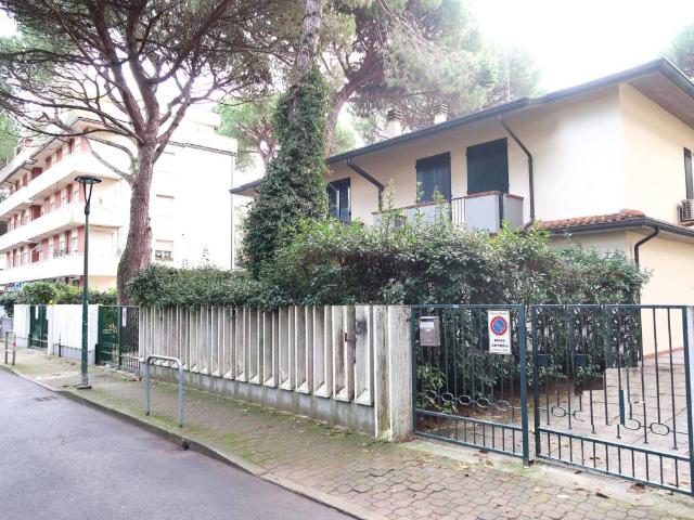 Villa Schiera in affitto a Milano Marittima, Cervia