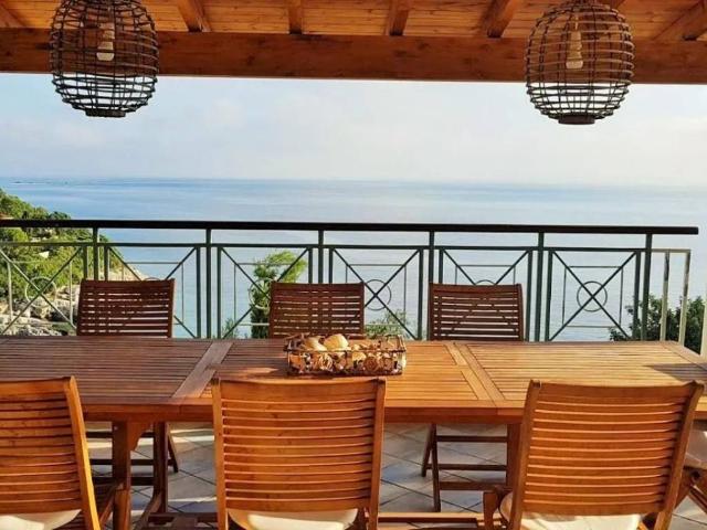 Villa Schiera in affitto a Borgo Odescalchi, Roma Capitale