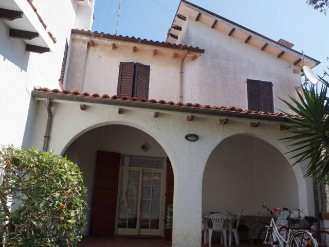 Villa Schiera in affitto a Comacchio, Reggio Emilia