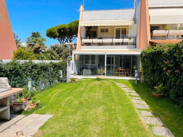 Villa Schiera in affitto a Fregene, Roma Capitale
