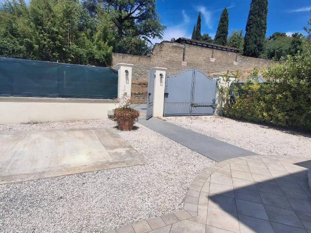 Villa Schiera in affitto a Roma Capitale, Lazio