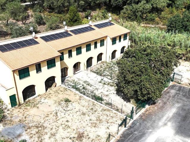 Villa Schiera in affitto a Roma Capitale, Lazio
